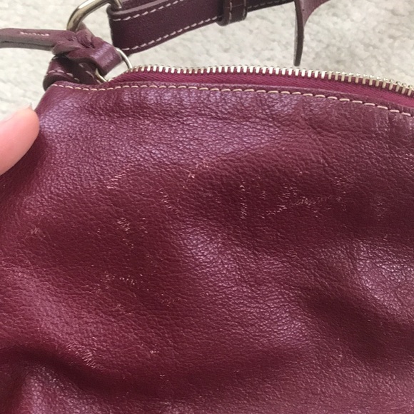 Dooney and Bourke burgundy purse - Picture 4 of 5